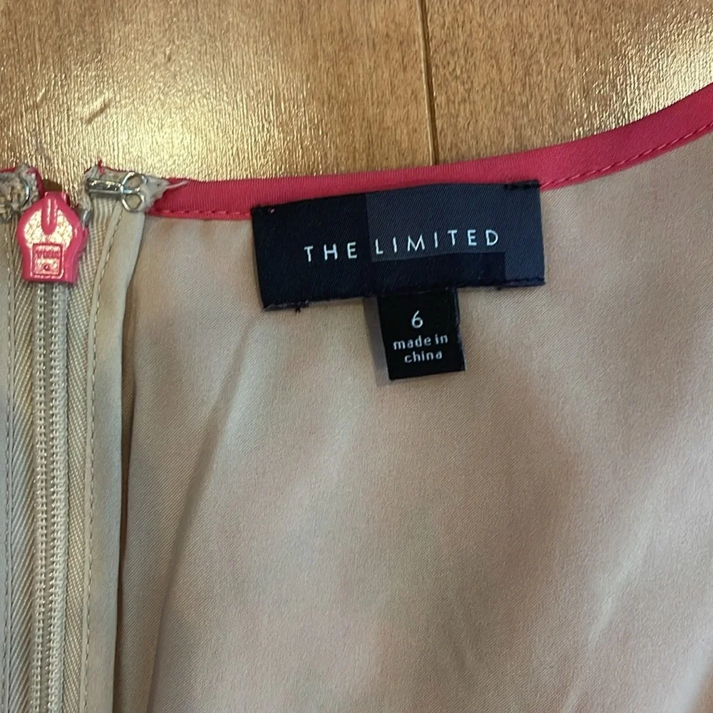 The Limited Pink Lace Dress in 6 - Picture 4 of 7